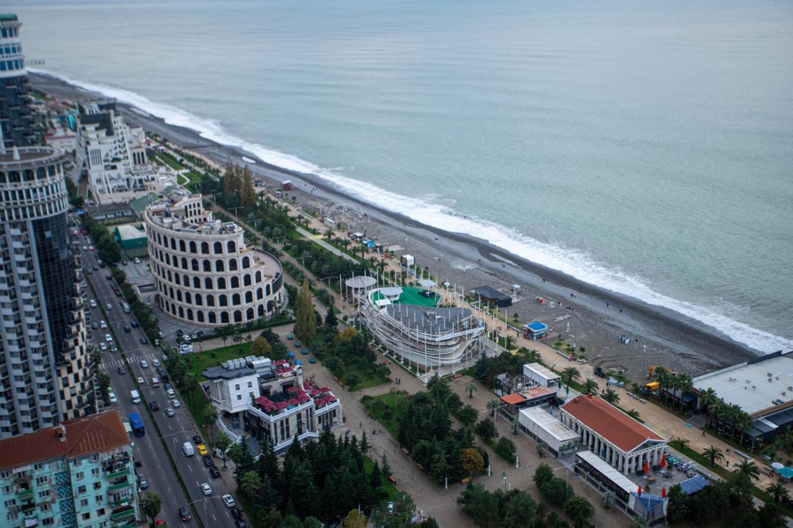 Orbi Aparthotel In Batumi Exterior photo